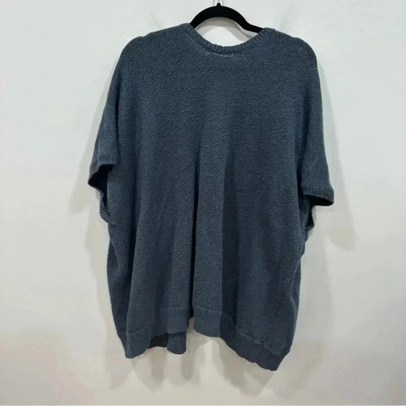 Aritzia Community lonic Cape Oversized Knitted Cardigan XS - Picture 4 of 10